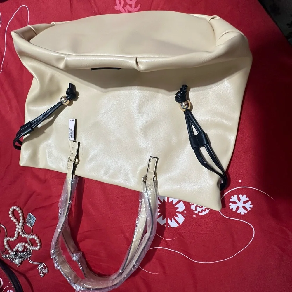 NWT Victoria Secret Cream handbag black Satin inner lining